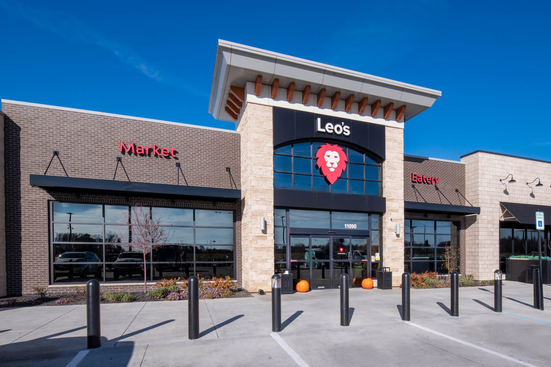 Leo's | Paragon Solutions